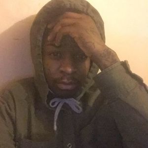 Meet your Posher, Ari